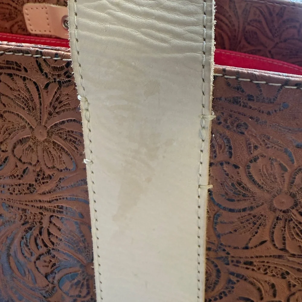 Consuela tote tooled